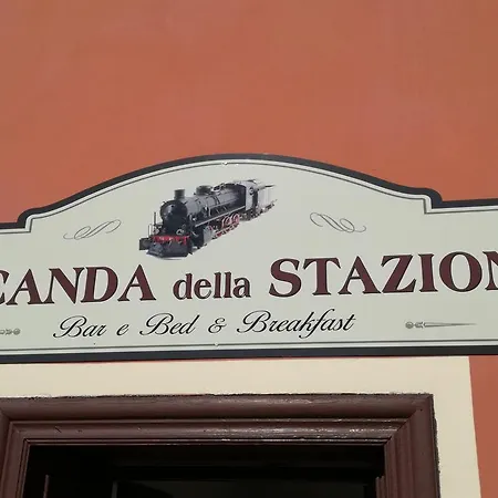 Della Stazione * Meina